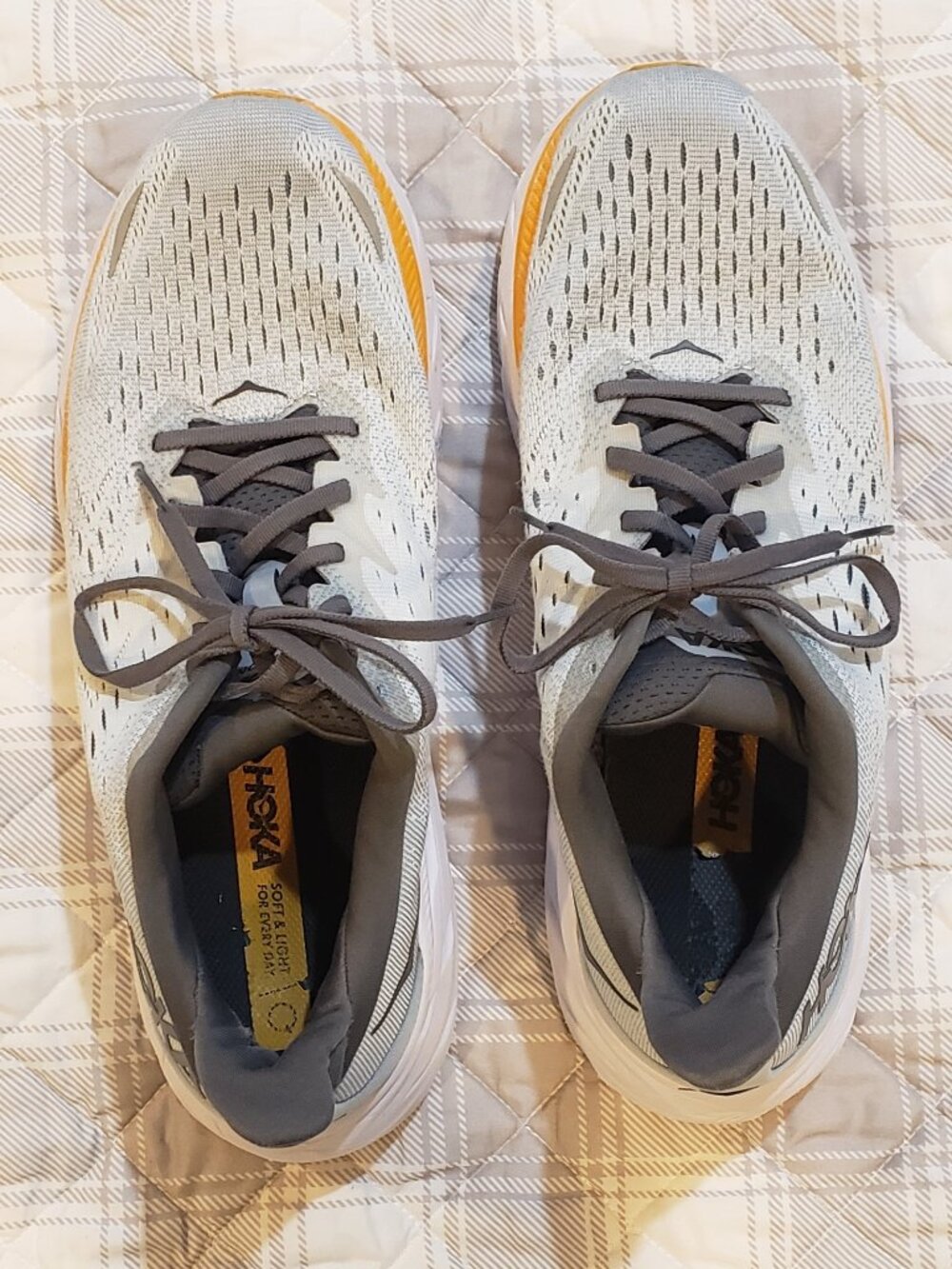 Men's Hoka One One Clifton 8 running shoes size 11.5